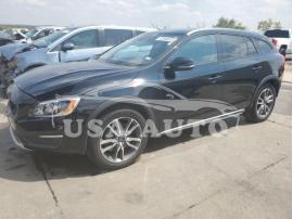 VOLVO V60 CROSS 2015