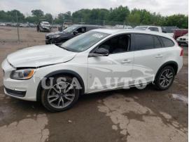 VOLVO V60 CROSS 2016