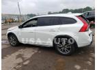 VOLVO V60 CROSS 2016