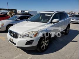 VOLVO XC60 T6 2013