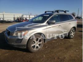 VOLVO XC60 T6 2012