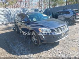 VOLVO XC60 T6 2015