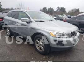 VOLVO XC60 2012