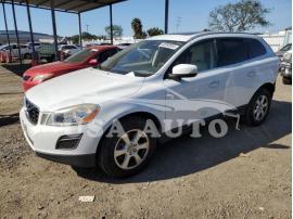 VOLVO XC60 3.2 2012