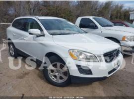 VOLVO XC60 3.2L 2012