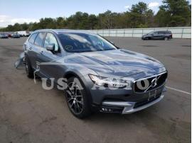 VOLVO V90 CROSS 2020