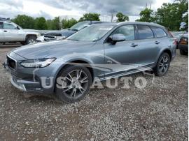 VOLVO V90 CROSS 2017