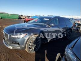 VOLVO V90 CROSS 2018