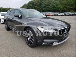 VOLVO V90 CROSS 2020