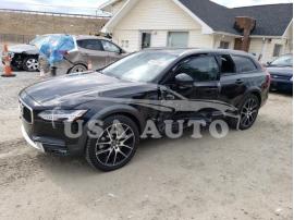 VOLVO V90 CROSS 2020