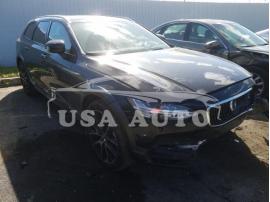 VOLVO V90 CROSS 2020