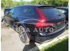 VOLVO V90 CROSS 2020