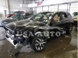 VOLVO V90 CROSS 2017