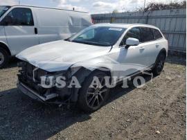 VOLVO V90 CROSS 2018