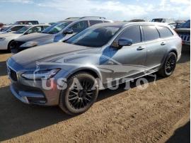 VOLVO V90 CROSS 2017