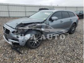 VOLVO V90 CROSS 2018