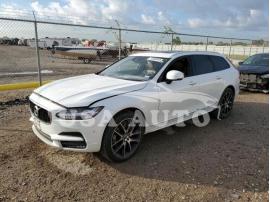VOLVO V90 CROSS 2018
