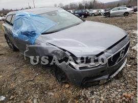 VOLVO V90 CROSS 2018