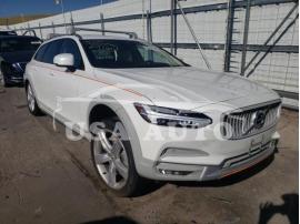 VOLVO V90 CROSS 2019