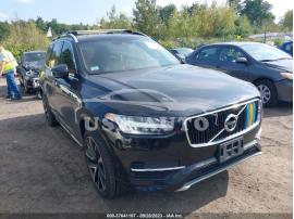 VOLVO XC90 MOMENTUM 2018