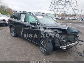 VOLVO XC90 T6 MOMENTUM 2018