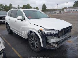 VOLVO XC90 MOMENTUM 2017