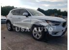 VOLVO XC40 T4 MO 2019
