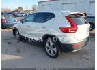 VOLVO XC40 T4 MOMENTUM 2020