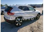 VOLVO XC40 T4 MO 2021