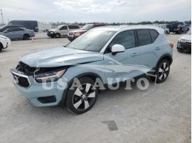 VOLVO XC40 T4 MO 2019