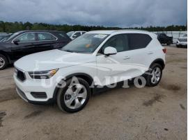 VOLVO XC40 T4 MO 2020