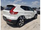VOLVO XC40 T4 MO 2020