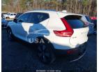 VOLVO XC40 T4 MOMENTUM 2020