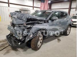 VOLVO XC40 T4 MO 2022