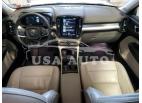 VOLVO XC40 T4 MO 2022