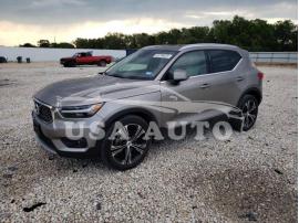 VOLVO XC40 T4 IN 2020