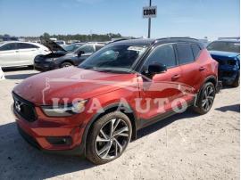 VOLVO XC40 T4 R- 2021