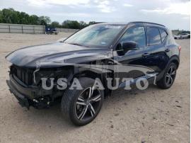 VOLVO XC40 T4 R- 2019