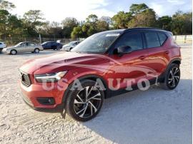 VOLVO XC40 T4 R- 2019