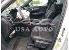VOLVO XC40 T4 R- 2020