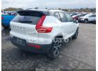 VOLVO XC40 T4 R-DESIGN 2021