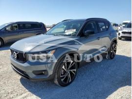 VOLVO XC40 T4 R- 2022