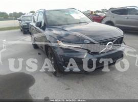 VOLVO XC40 R-DESIGN 2022