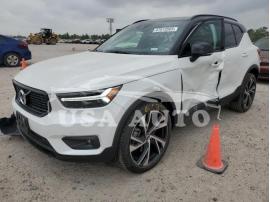 VOLVO XC40 T4 R- 2022