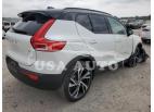 VOLVO XC40 T4 R- 2022