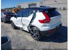 VOLVO XC40 T4 R-DESIGN 2020