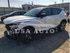 VOLVO XC40 RECHA 2023