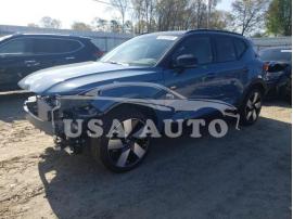VOLVO XC40 RECHA 2023