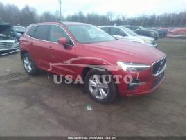VOLVO XC60 B5 MOMENTUM 2022