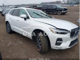 VOLVO XC60 B5 PLUS BRIGHT THEME 2023